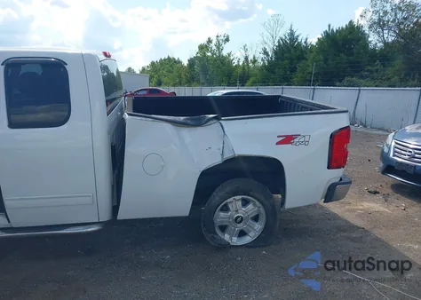 2009 Chevrolet Silverado 1500 Ltz z USA, uszkodzony, nr VIN 1GCEK39079Z206025